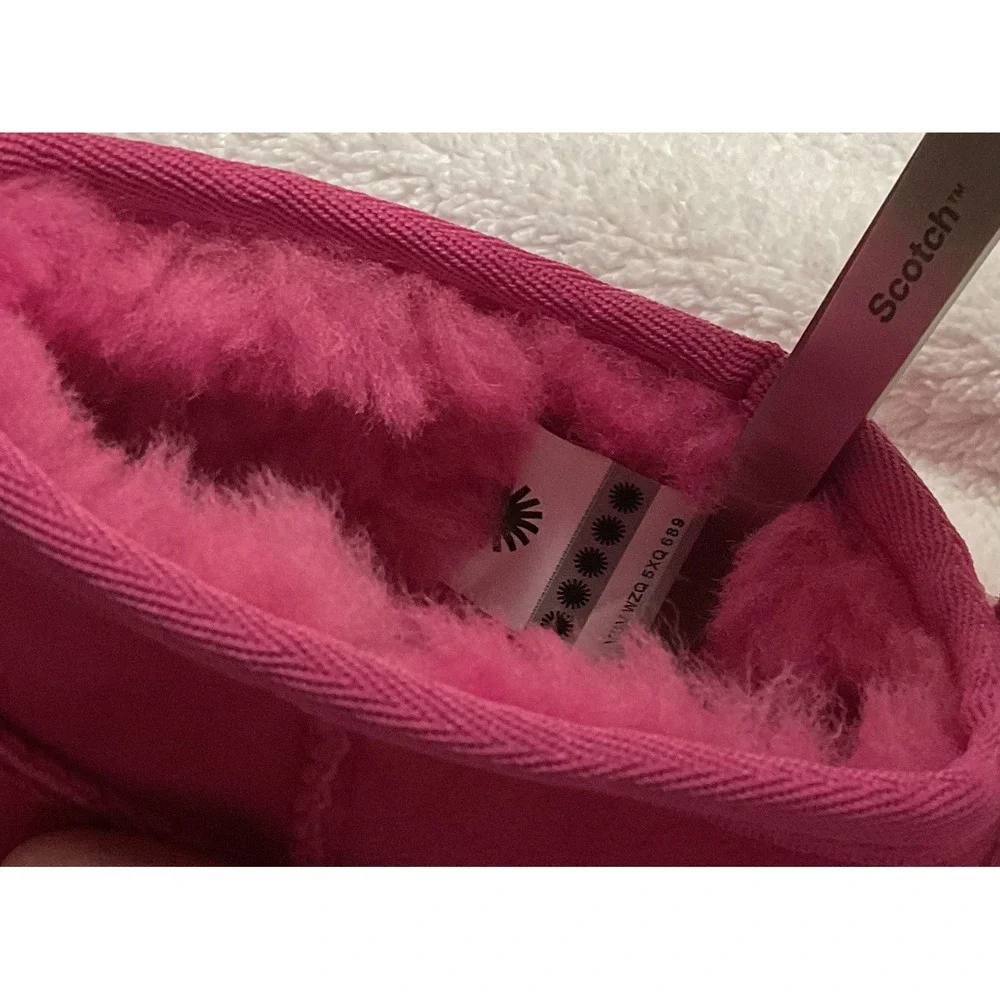 NIB 100% Authentic UGG Classic Ultra Mini Wmns Ankle Boots US 7 EU 38 Hot Pink - Picture 10 of 12